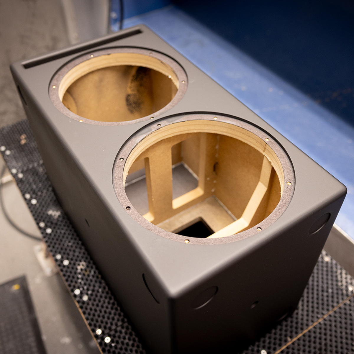 dynaudio AIR BASE-12 ディナウディオウーファー AIR BASE 12 | Subwoofer | Advanced Bass Management